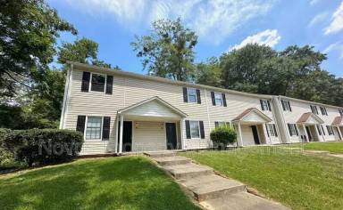 Main picture of South Ridge Apartments