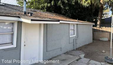 Main picture of 125 N H St