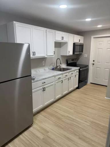 Main picture of 548 Ridge Ave