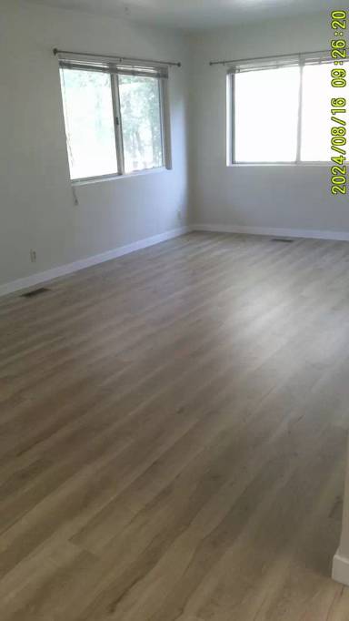 Main picture of 2912 W Hill Rd
