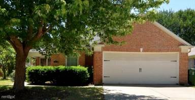 Main picture of 1813 Newton Dr