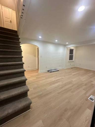 Main picture of 35 Fairview Cir S