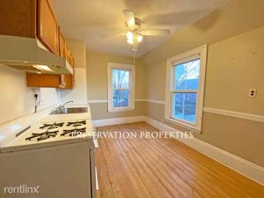Main picture of 510 Watertown St