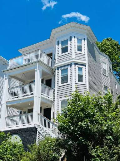 Main picture of 95 Draper St