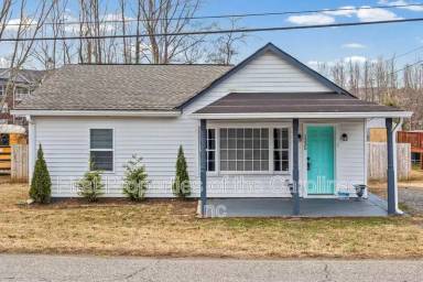 Main picture of 1235 Bradford Heights Rd