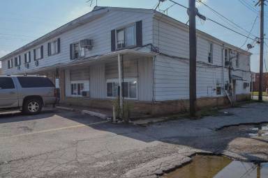 Main picture of 5284 Broadway