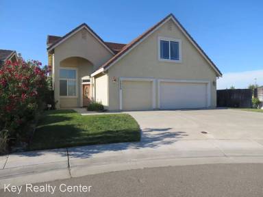 Main picture of 8999 Silver Bay Way