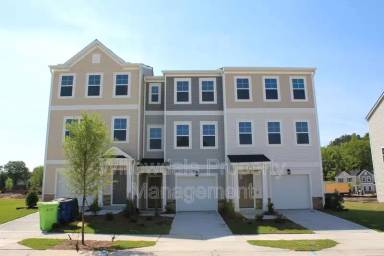 Main picture of 2715 Chert Ln