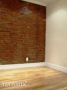 Main picture of 118 Christopher St