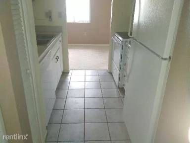 Main picture of 1577 Greenlea Dr