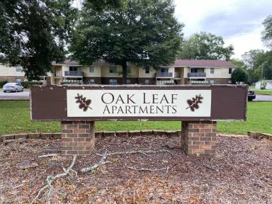 Main picture of Oakleaf Apartments
