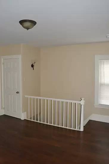 Main picture of 64 5th St