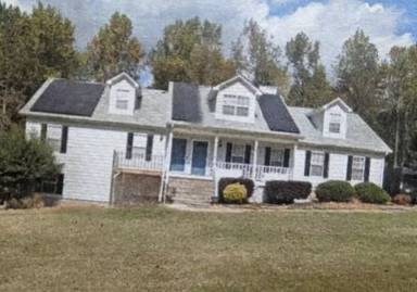 Main picture of 1 McKenzie Ave