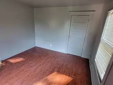 Main picture of 35 Liberty St