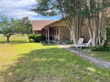 Main picture of 455 Ridge Dr