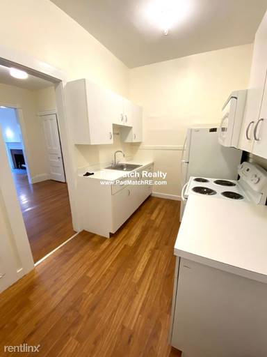 Main picture of 504 Beacon St