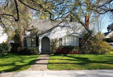Main picture of 4133 T St