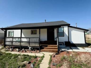 Main picture of 3275 W Hawthorne Pl
