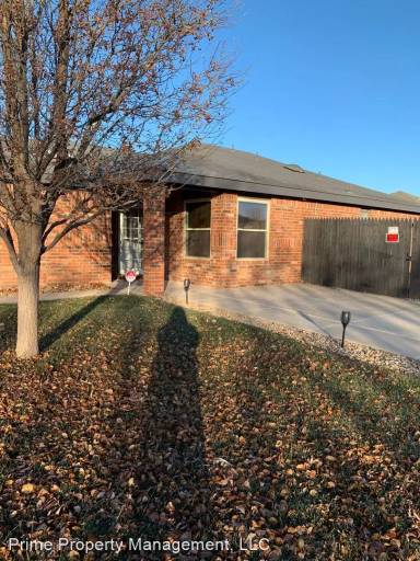 Main picture of 1604 Bosc Ct