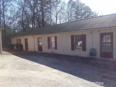 Main picture of 595 Betty St