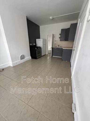 Main picture of 106 S Pershing Ave