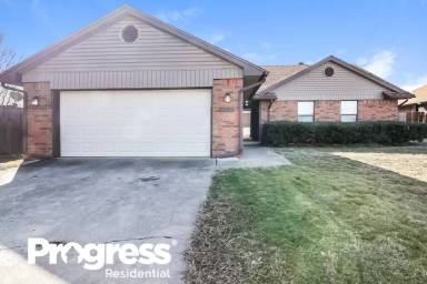 Main picture of 2712 Creekview Pl
