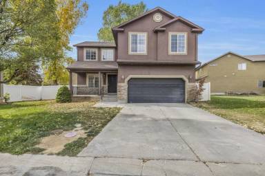Main picture of 3424 W Newland Loop