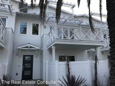 Main picture of 3309 Lincoln St