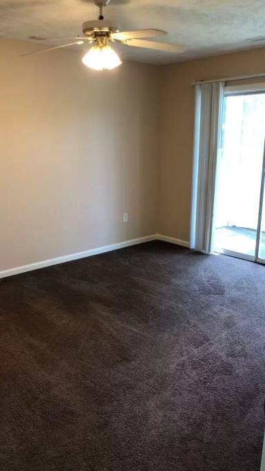 Main picture of 493 White River Dr