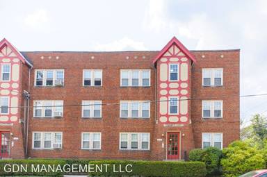 Main picture of 1829 Courtland Ave
