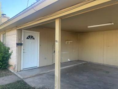Main picture of 2502 S 19th St