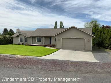 Main picture of 19823 Fairway Dr NW