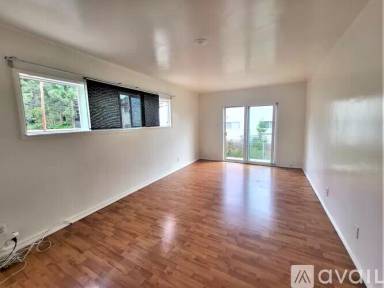 Main picture of 1702 Park Ave