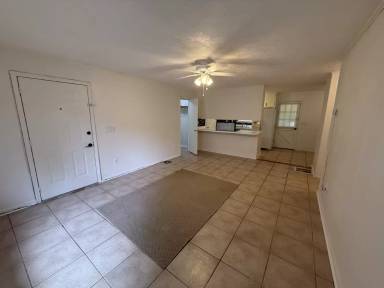 Main picture of 3620 South St