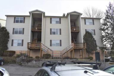 Main picture of 266 McCullough St
