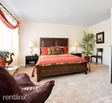 Main picture of 1 Norwest Dr