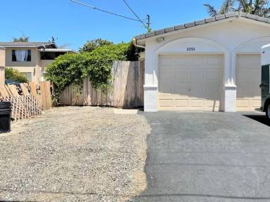 Main picture of 1053 Regal Rd