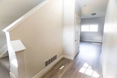 Main picture of 2233 Buckrake Ave