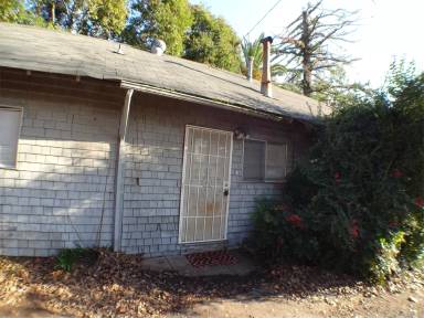 Main picture of 1518 Broadway St