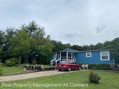 Main picture of 21600 Lindeman Ln