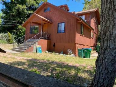 Main picture of 317 Long St