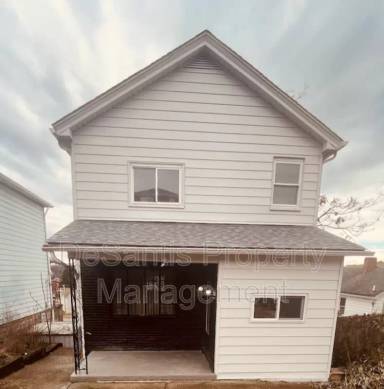 Main picture of 2432 Perry St