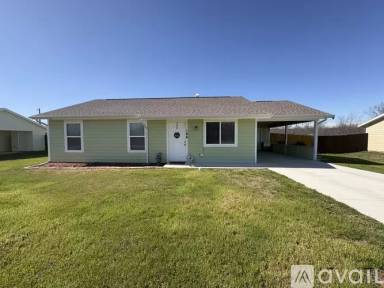 Main picture of 144 Bridlewood Ln