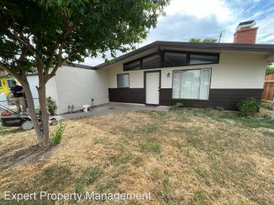 Main picture of 5825 El Campo Way
