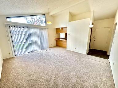 Main picture of 1820 W El Norte Pkwy