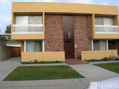 Main picture of 3614 Clarington Ave