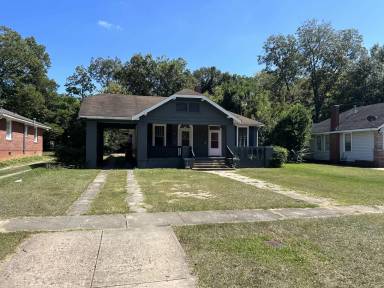 Main picture of 3404 13th Ave