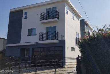 Main picture of 1226 N Kenmore Ave