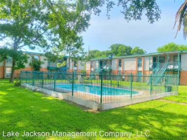 Main picture of 130 Oyster Creek Dr