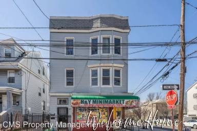 Main picture of 269 S 11th St